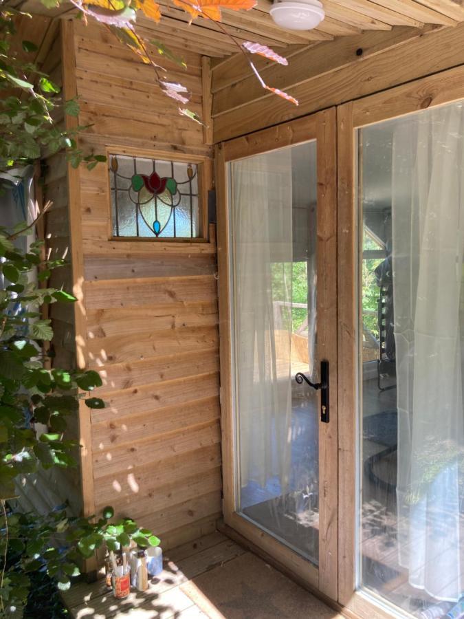 Honey Bee Cabin Llandysul Εξωτερικό φωτογραφία